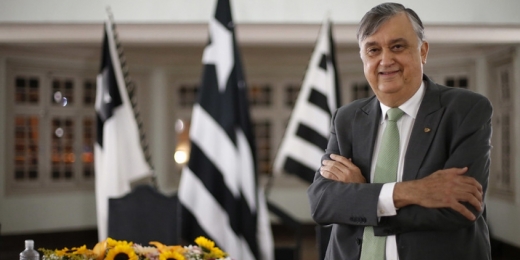 Presidente do Botafogo diz que 'cinco ou seis' reforços chegarão em 2022 e folha aumentará em R$ 3 milhões