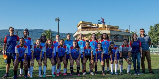 Projeto de Futebol Feminino Zico10 lança campanha de arrecadação de fundos