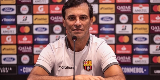 Quando Fabián Bustos estreia como técnico do Santos?