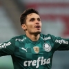 Raphael Veiga admite cansaço por conta da maratona de jogos e exalta vitória do Palmeiras sobre o Fluminense