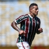 Raúl Bobadilla testa positivo para Covid-19 e está fora da partida do Fluminense contra o Cerro Porteño