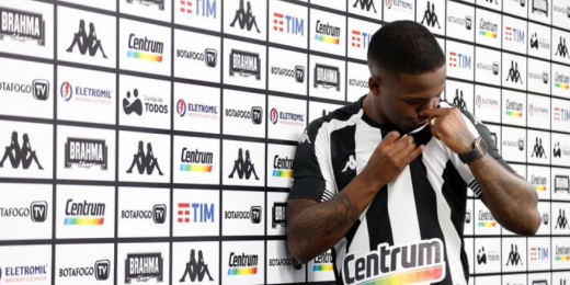 Recém-contratado, Jonathan inicia recuperação física para estrear no Botafogo