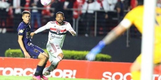 Reinaldo comemora vitória no Majestoso e exalta entrega do São Paulo: 'Todos se doaram 90 minutos'
