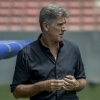 Renato classifica Brasileirão como ‘bagunçadinho’ e fala sobre Data Fifa: ‘Único prejudicado é o Flamengo’