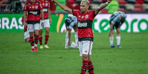Retrospectiva : zagueiro sofre com lesões, laterais indicam futuro promissor no Flamengo e mais