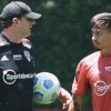 Rigoni fala sobre pré-temporada do São Paulo com Rogério Ceni: ‘Sempre quer a perfeição’