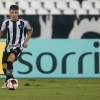 Ronald, do Botafogo, projeta partida contra o Sampaio Corrêa: ‘Não vai faltar determinação e vontade’