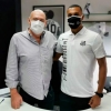 Santos anuncia a renovação de contrato com Lucas Braga