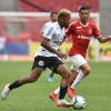 Santos e Inter fazem ‘tira-teima’ histórico neste domingo, na Vila