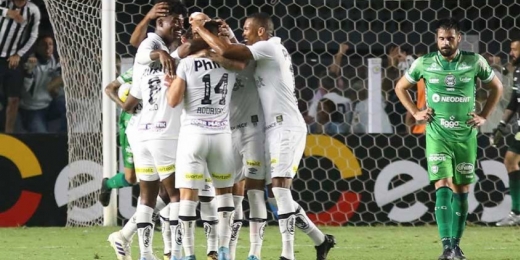 Santos goleia o Coritiba e conquista classificação na Copa do Brasil