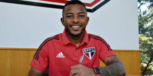 São Paulo anuncia renovação de contrato com o lateral Welington