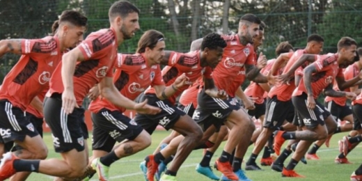 São Paulo encerra preparação para encarar a Chapecoense; veja provável escalação