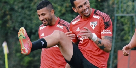 São Paulo treina durante feriado e se prepara para voltar aos gramados