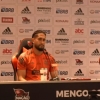 Sem escolher lado e à disposição de Paulo Sousa, Pablo se apresenta ao Flamengo: ‘Diferente de tudo que vivi’