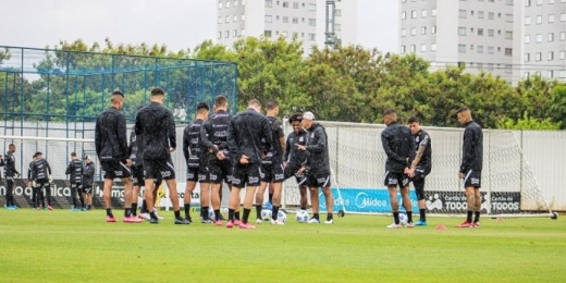 Sem Giuliano e Cantillo, lesionados, Corinthians inicia sua preparação para o clássico contra o Santos