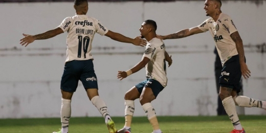 Sem um centroavante, gols do Palmeiras em 2022 foram marcados por nove jogadores diferentes