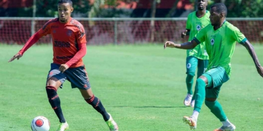 Sob os olhares de Paulo Sousa, Flamengo 'alternativo' vence o Boavista em jogo-treino