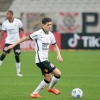 Sylvinho explica ausência de Mateus Vital no time titular do Corinthians: ‘Estratégia de jogo’