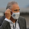 Tite encara a missão de fortalecer a Seleção sem afetar severamente a rotina dos clubes brasileiros