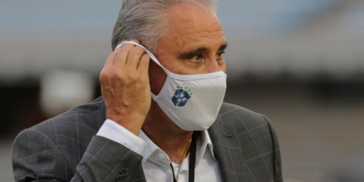 Tite encara a missão de fortalecer a Seleção sem afetar severamente a rotina dos clubes brasileiros