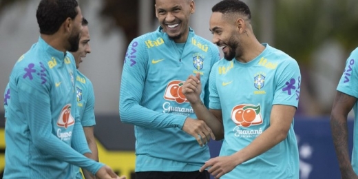 Tite monta time titular em último treino da Seleção Brasileira antes de enfrentar a Colômbia; confira