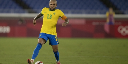 Tite revela conversa com Daniel Alves e abre brecha para que lateral volte posteriormente à Seleção