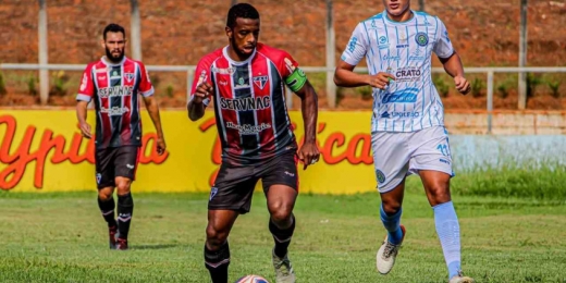 Titular do Ferroviário, Wesley Dias destaca vontade de crescer no clube