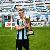 Titular na decisão, zagueiro da base do Grêmio comemora a Recopa: ‘Mais uma taça na galeria do clube’