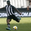 Titular na estreia do Brasileirão, Jonathan Silva ‘cai’ para o time B do Botafogo