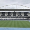 Torcedores do Botafogo fazem longas filas por ingressos para jogo contra o Operário; clube abre mais guichês