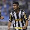 Torcida do Botafogo ‘invade’ redes sociais de Elkeson, que dobra número de seguidores
