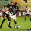 Torcida do Corinthians protesta após derrota na estreia da Liberta: ‘Vamos jogar bola’