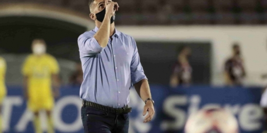 Torcida do Grêmio se manifesta sobre Vagner Mancini