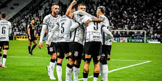 Três jogadores do Corinthians entram na seleção do torcedor da 2ª rodada do Brasileirão
