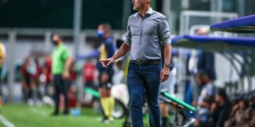 Vagner Mancini cita 'erros' do Grêmio em derrota para o América-MG