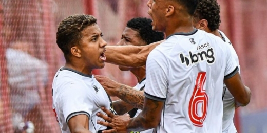 Vasco goleia o Joinville e avança à terceira fase da Copa São Paulo