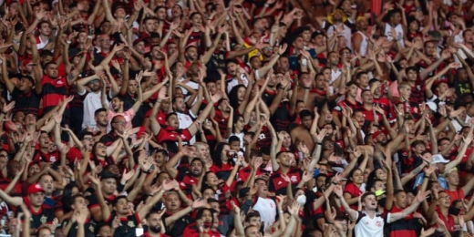 Veja quanto o torcedor do Flamengo gastou para acompanhar os seis jogos do clube, em outubro, no Maracanã