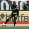 Vitinho, do Botafogo, sofre lesão multiligamentar no joelho e só retorna em 2023