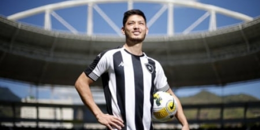 Voltou para ficar! Oyama encara novos desafios em sua segunda passagem pelo Botafogo