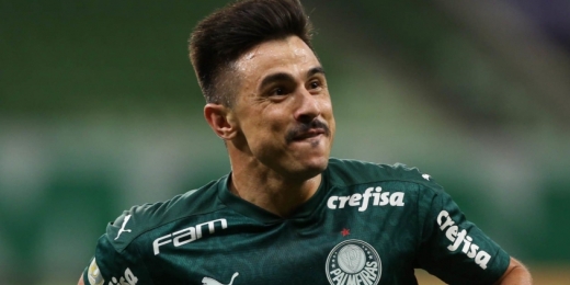 Willian iguala marca de Baldochi e se torna 60º jogador que mais vestiu a camisa do Palmeiras