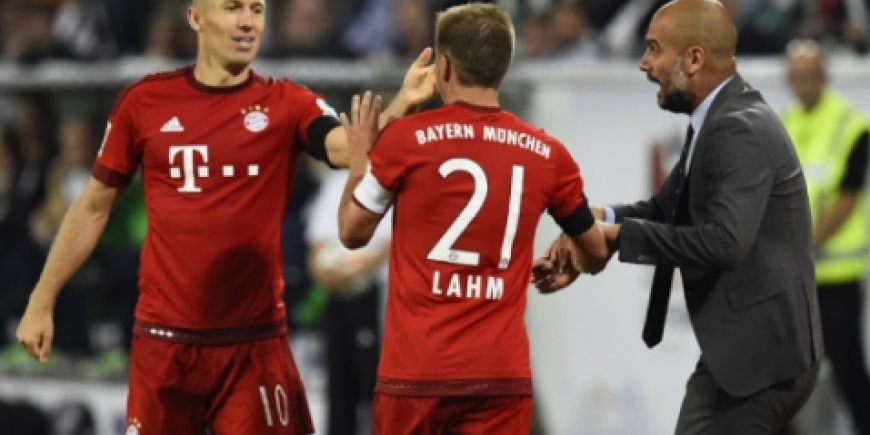 Lahm, Robben e Guardiola - Bayern_4