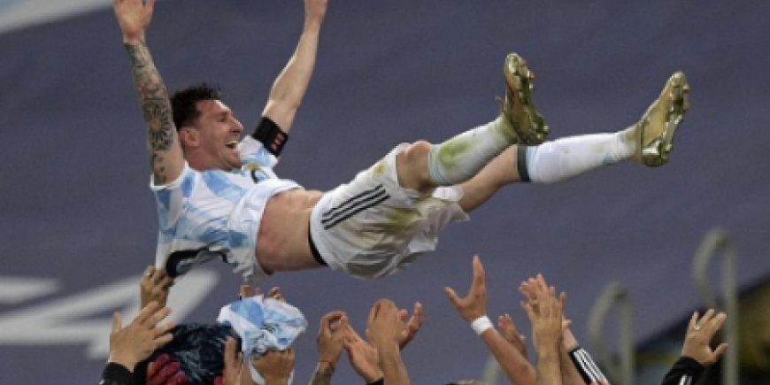 Argentina x Brasil - Messi_13