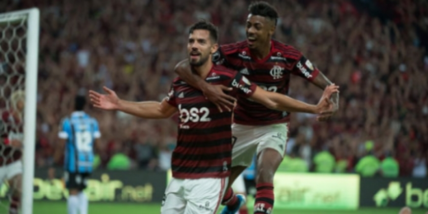 Pablo Marí e Bruno Henrique - Flamengo 5x0 Grêmio_2