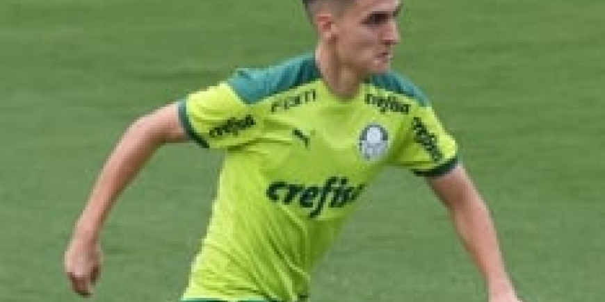 Colombiano Eduard Atuesta realiza primeiro treino no Palmeiras_2